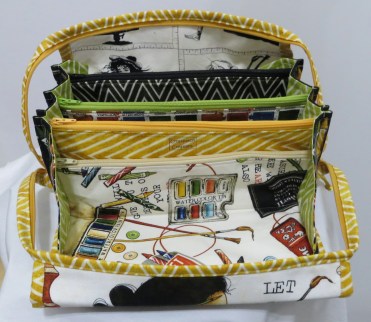 BGB Handmaids yellow inside_Fotor